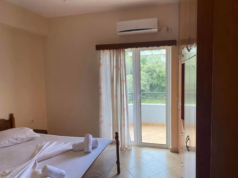 アパート SarandëBeautiful Beach Apt- Perfect For Relaxing Getawayアパートメント アルバニア